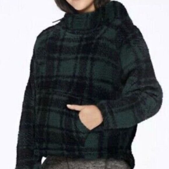 PINK SHERPA HOODIE - Picture 2 of 12